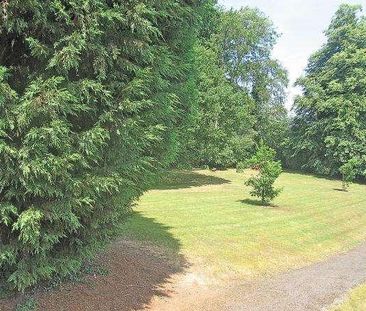 Woodfield Road, Radlett, Hertfordshire, WD7 - Photo 1