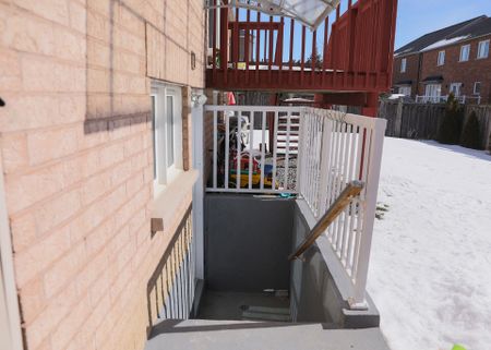 For Lease - 7 Tarmack Avenue Unit# Lower, Richmond Hill, Ontario - Photo 2