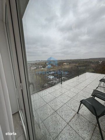 Inchiriere Penthouse - Duplex 3 camere in Giulesti in bloc nou - Fotografie 3