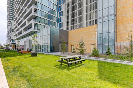 For Lease - 898 Portage Parkway Unit# 4908, Vaughan, Ontario - Photo 3