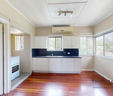 Comfort, Convenience & Charm – Fully Air-Conditioned Home Near Hosp... - Photo 6