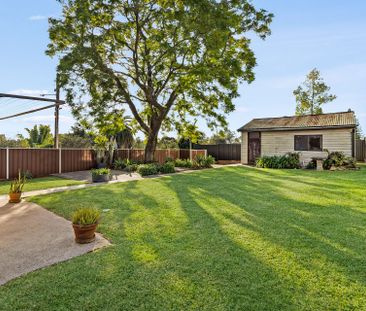 Three Bedroom Family Home - Photo 4