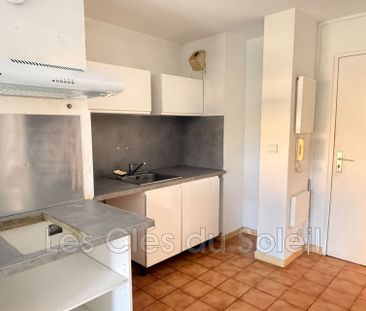 Location Appartement 1 pièce 36m² LA VALETTE DU VAR 83160 - Photo 2