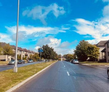 Beau 4 ½ à 100e ave, Chomedey, style condo - Photo 4