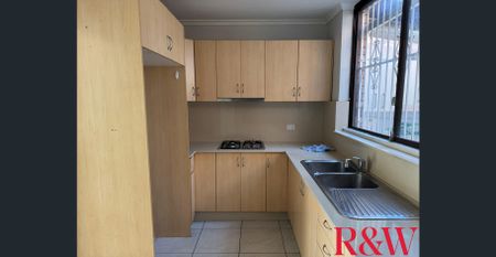 Two Bedroom Townhouse in the Heart of Cabramatta - Photo 3