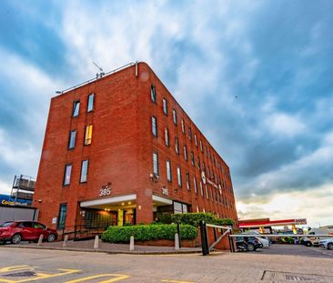 Studio Flat, Hanover House, NW2 - Photo 3