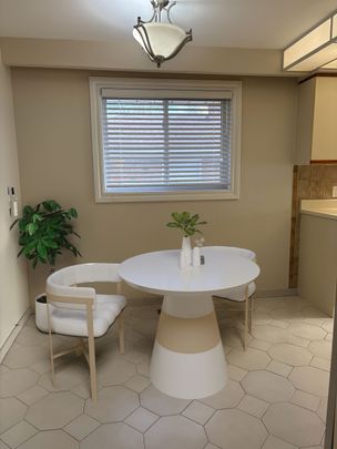 For Lease - 1189 Alexandra Avenue, Mississauga, Ontario - Photo 1