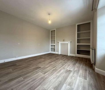 East Street, Crediton, Devon, EX17 - Photo 2