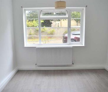 Gatton Close, Sutton, SM2 - Photo 2