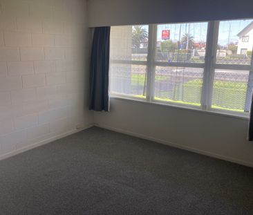 Welcome to this cozy and inviting 2-bedroom, 1-bathroom unit nestle... - Photo 2