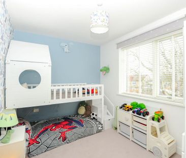 3 bedroom semi-detached house to rent - Photo 3