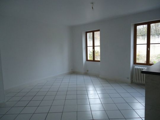 Location Appartement 2 pièces 57m² NEVERS 58000 - Photo 1