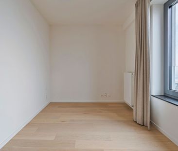 Ruim twee-slaapkamer appartement met panoramisch zicht - Photo 5