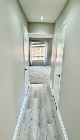 For Lease - 16 Franklin Court, Brampton, Ontario - Photo 2