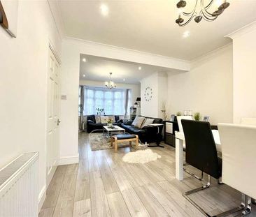 Trinity Avenue, Enfield, EN1 - Photo 6
