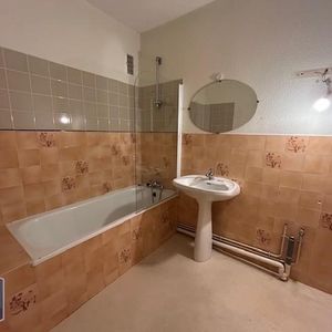 Location Appartement 3 pièces 74m² TRELISSAC 24750 - Photo 3