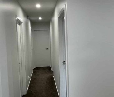 Shines bright like a diamond - Photo 3