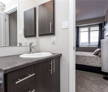 For Lease - 1065 Beryl Private Unit# G, Blossom Park - Airport and ... - Photo 4