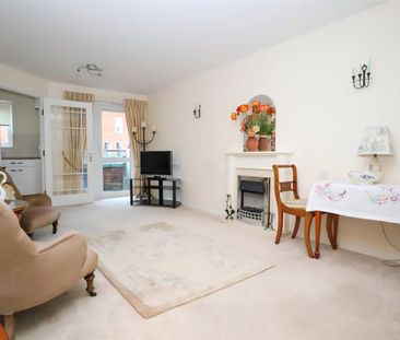 Park Lane, Camberley, Surrey, GU15 - Photo 3