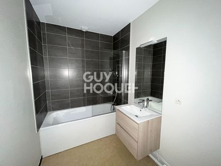 Location Maison 4 pièces 87m² - Photo 2