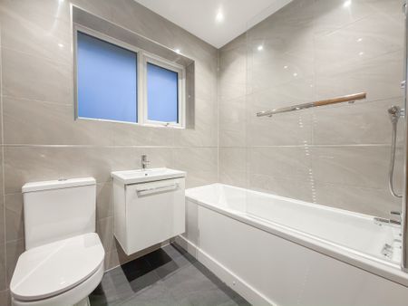 Poole, Dorset - Photo 5