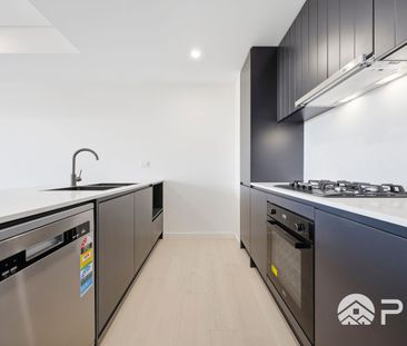 SPACIOUS 94SQM TWO BEDROOM APARTMENT WITH LARGE COVERED BALCONY - Photo 4