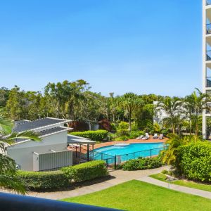 Absolute Beachfront Living! - Photo 2