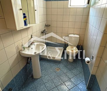 Γκαρσονιέρα προς ενοικίαση 330 € - Photo 1