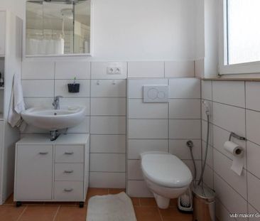 Ruhiges Wohnglück in Münchberg: Renovierte 3-Zi-DG-Wohnung sucht la... - Photo 6