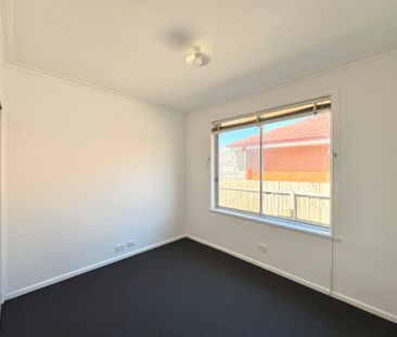 19 Olwen Avenue, Belmont, VIC, 3216 - Photo 4