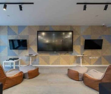 Silver En Suite (Lower Floors) - Photo 5