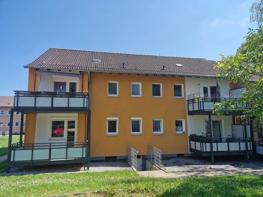 Gelegenheit: 3-Zimmer Wohnung mit großem Balkon! - Foto 1