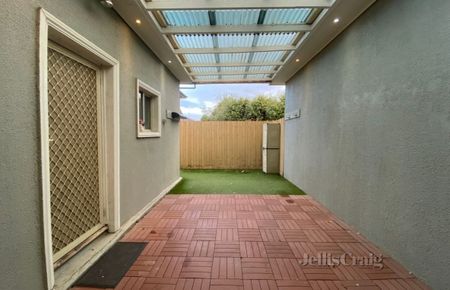 1/47 Surrey Street, Pascoe Vale - Photo 2