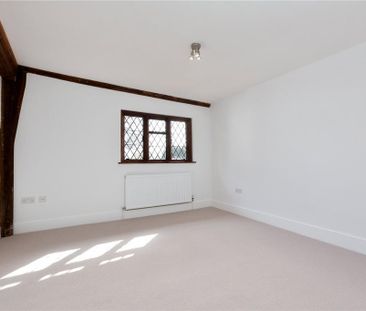 2 bedroom end of terrace house to rent - Photo 1