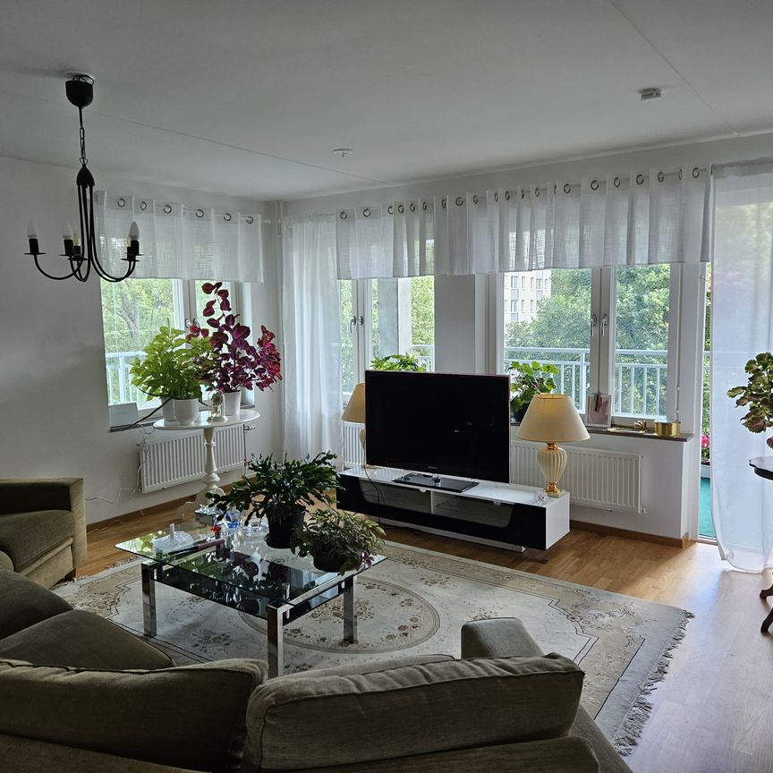 Nickelgränd, Vällingby - Photo 1