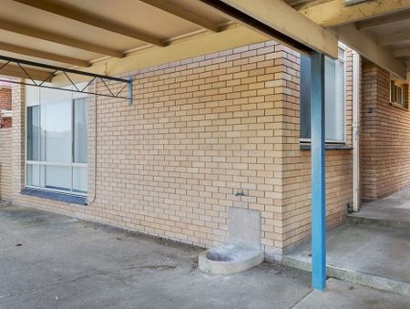 Neat and Convenient One-Bedroom Unit in Central Lavington - Photo 5