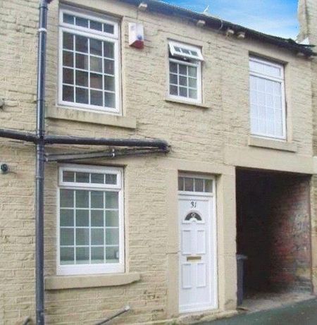 2 bedroom terraced house to rent - Photo 4