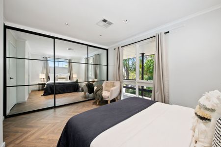 Modern Family 5 Bedroom Home with Poolside Living & Westleigh Convenience! - Photo 5