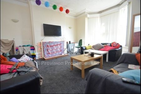 8 Bedroom Student Houses Headingley Hyde Park Leeds - Photo 3