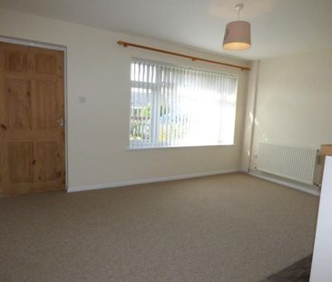 Rumer Close, Long Marston, Stratford-upon-Avon - Photo 4