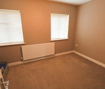 2 bedroom townhouse to rent - Photo 2