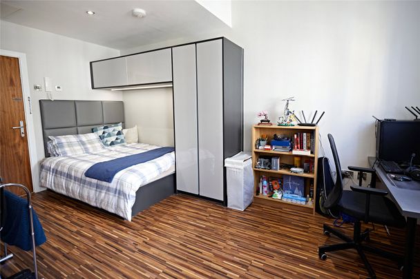 Apt 206, 25 Cross Street - Photo 1