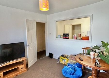 2 bedroom two bedroom maisonette to rent - Photo 5