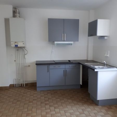 Location Appartement 3 pièces 55m² RIVE DE GIER 42800 - Photo 4