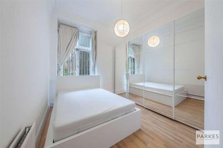 Alexandra Court, Queens Gate, London, SW7 - Photo 3