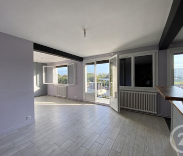 Location Appartement 3 pièces 75m² GRANVILLE 50400 - Photo 2