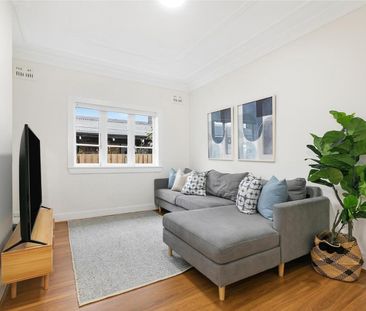 40 Devonshire Street, Crows Nest NSW 2065 - House For Rent | Domain - Photo 2