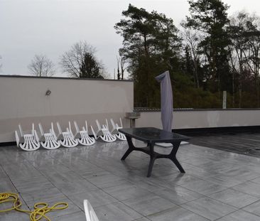 TE HUUR: Ruim duplex met 2 slaapkamers en ruim terras te Zolder! - Foto 3