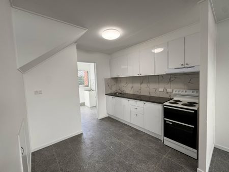 Unit 1/284 John Street, Maryborough - Photo 3