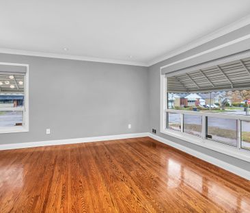 For Lease - 46 Basildon Crescent, Toronto, Ontario - Photo 5